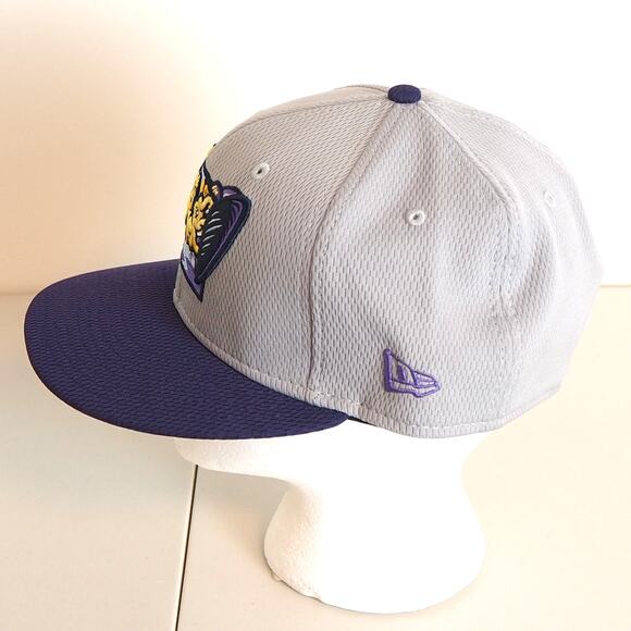 Fort Myers Mighty Mussels New Era Baseball Cap Hat Gray 59Fifty 7‎ 1/4 - Picture 2 of 8